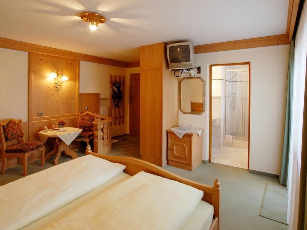 Hotel Gebirgshaeusl Engedey Exterior photo